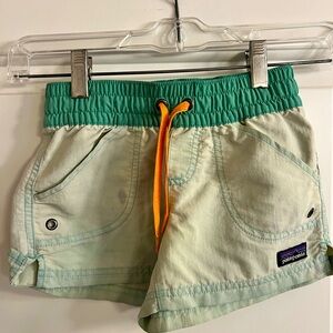 Little girls Patagonia baggies shorts